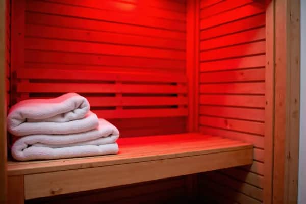 Tiefenwirksame Wärme für Zuhause mit Infrarotkabine in Salzburg